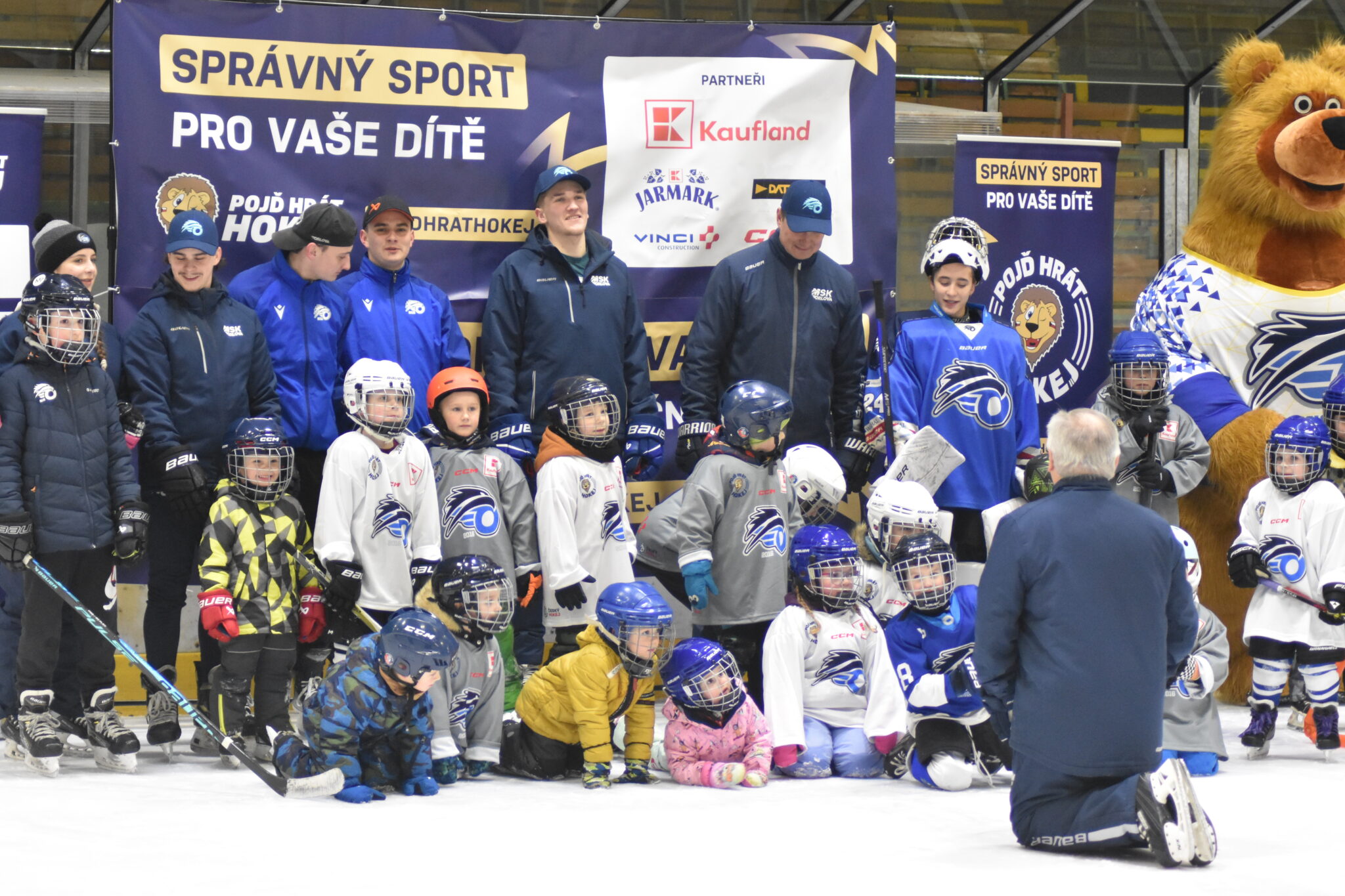Hokej v Orlové boduje! Náborový den „Pojď hrát hokej“ přilákal nové malé hráče